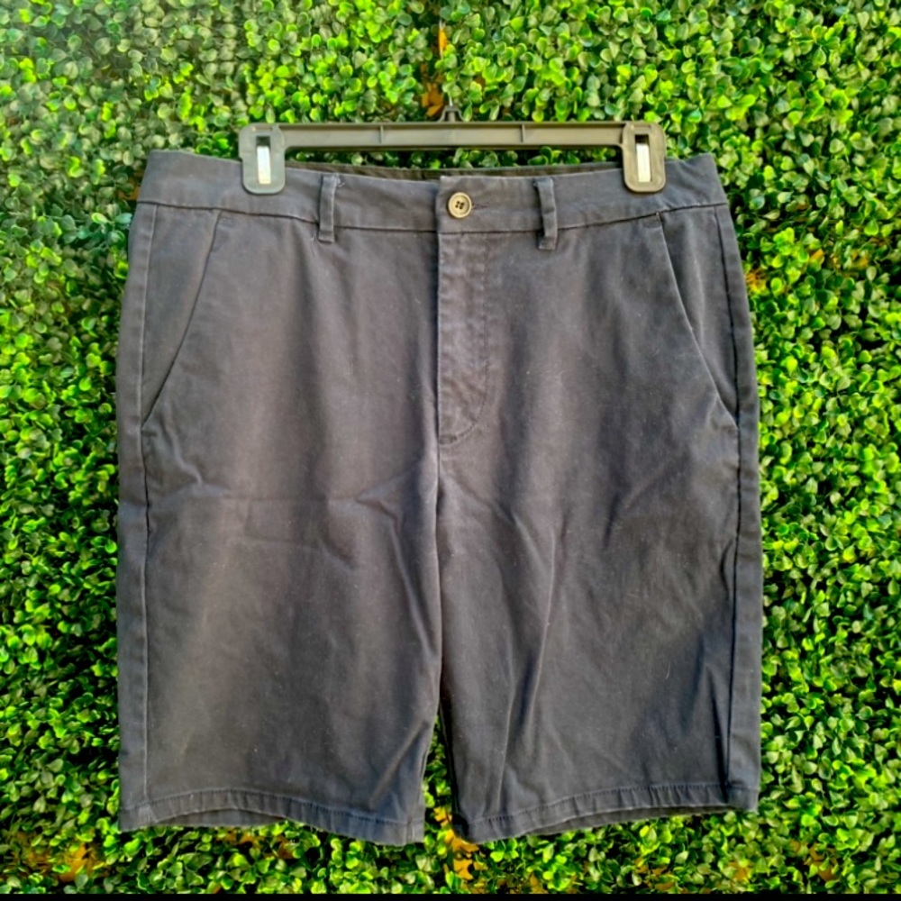 Navy men’s shorts
